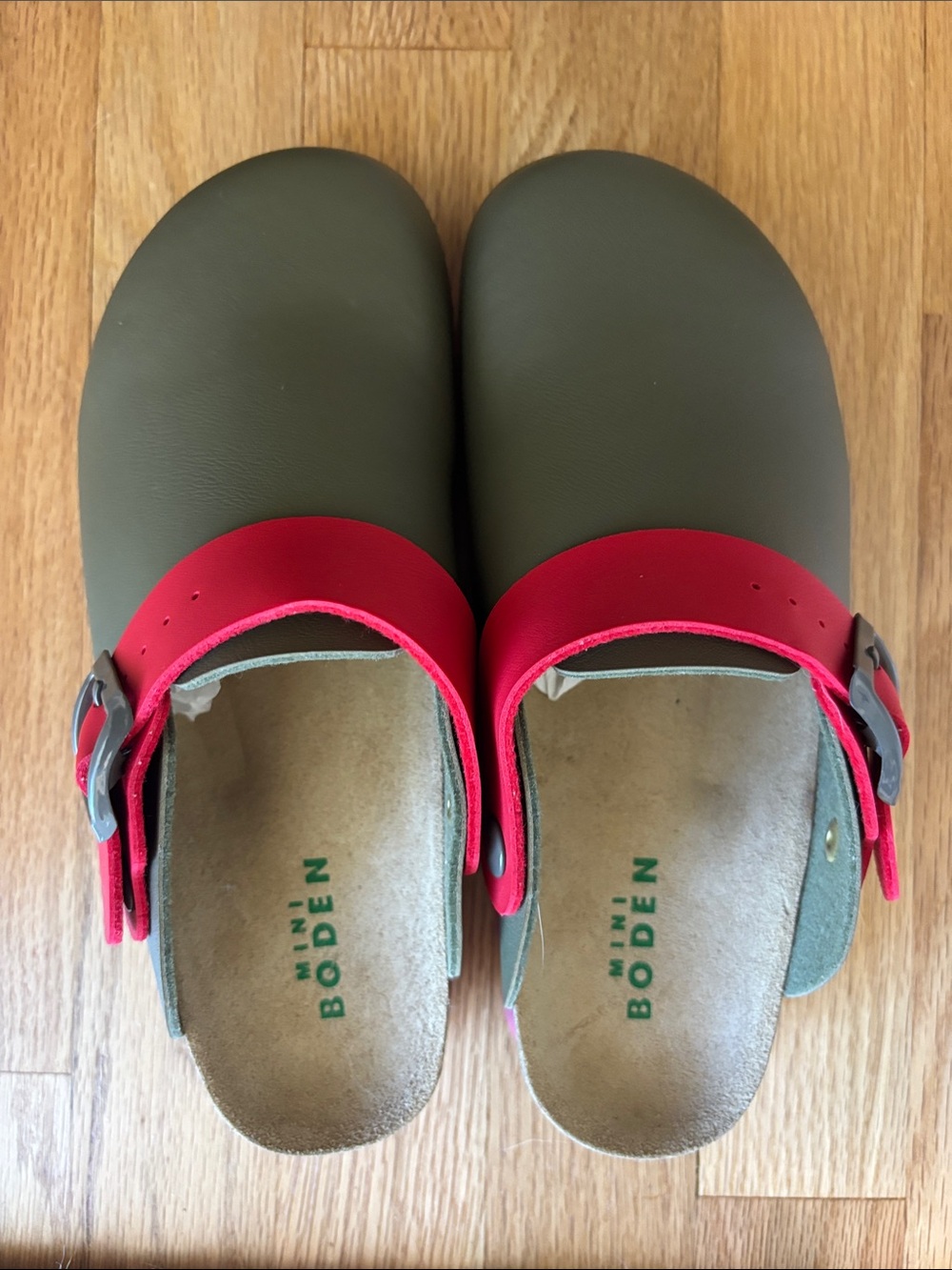 Mini Boden Olive and Red Kids' Clog Sandals size 36